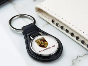 Porsche Schlüsselanhänger Stilvoll Leder Premium Haptik